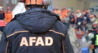 Depremzedeler için 10 bin lira destek ödemesi başladı