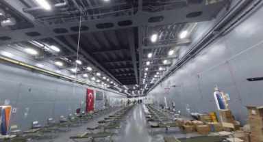 Savaş gemileri hastaneye dönüştürüldü