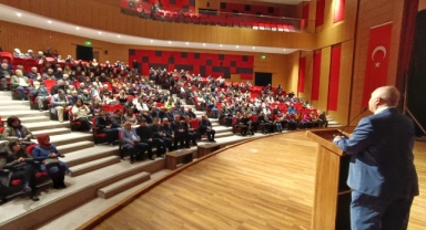 Prof. Dr. Ahmet Ercan: '2045 yılına kadar İstanbul'a deprem gelmez'