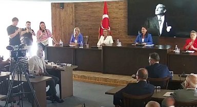 Edirne Belediye Meclisi'nde toplantı sonrası gerginlik