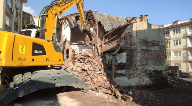 4 ayda 41 metrûk bina yıkıldı