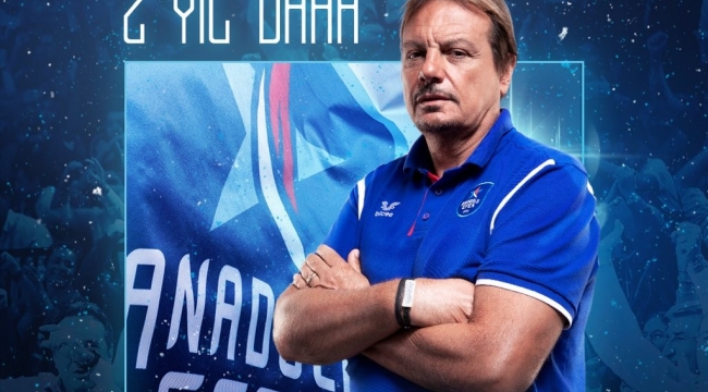 Anadolu Efes, Başantrenör Ergin Ataman'ın sözleşmesinin 2 yıl daha uzatıldığını açıkladı.