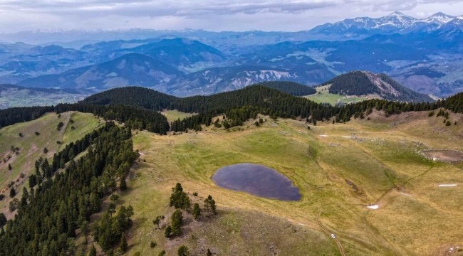 Artvin'de doğanın muhteşem görünümü tabiatın zorluklarını unutturuyor