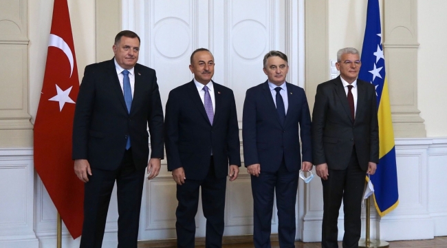 Bakan Çavuşoğlu, Bosna Hersek Devlet Başkanlığı Konseyi Başkanı Dodik ile görüştü