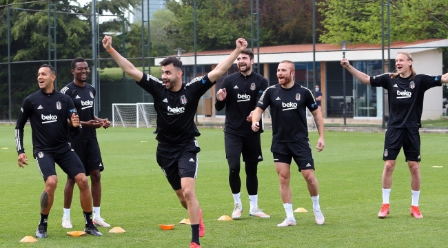 Beşiktaş, derbi hazırlılarını sürdürdü