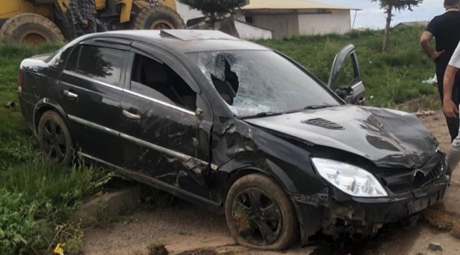 Bingöl'de otomobil yayalara çarptı: 1 ölü, 2 yaralı