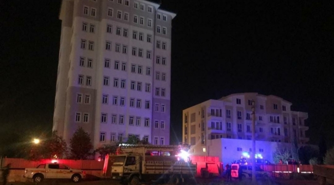Burdur'da 10 katlı binanın çatısında intihar girişimi
