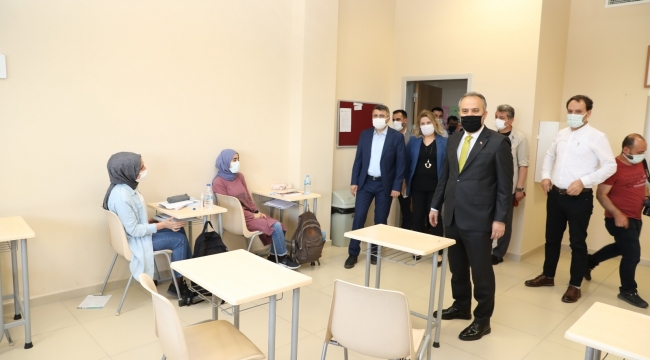 Bursa Büyükşehir'le adım adım üniversiteye