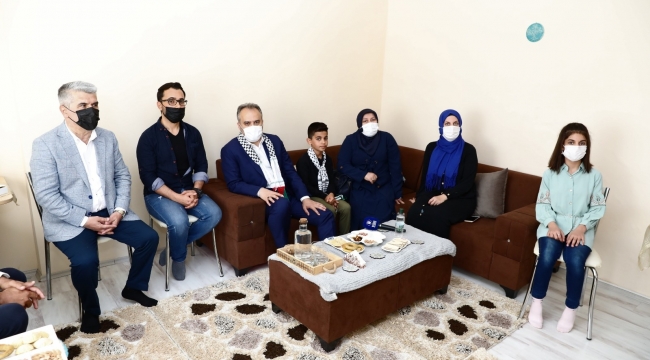 Bursa'dan zulme uğrayan Filistin'e güçlü destek