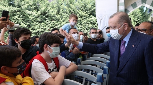 Cumhurbaşkanı Erdoğan Kovid aşıları patentiyle ilgili: "Bunu biz ürettik, dolayısıyla kimseye vermeyiz" gibi bir mantık yanlış bir yaklaşımdır"