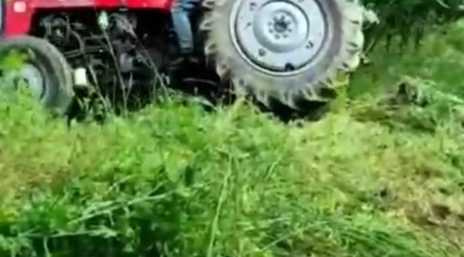 Devrilen traktörden şans eseri kurtuldu