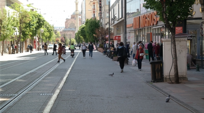 Eskişehir tam kapanamadı