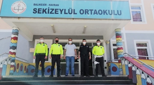 Havran'da öğrencilere trafik eğitimi verildi