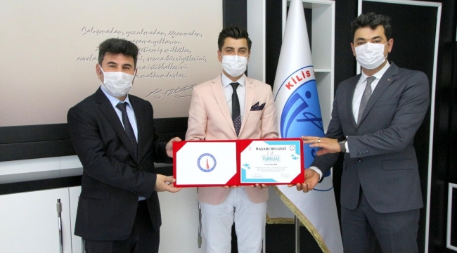 Kestane, "En İyi Doktora Tezi Ödülü"ne layık görüldü