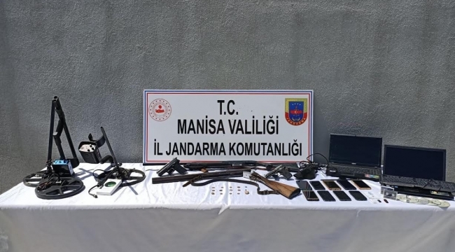 Manisa'da tarihi eser operasyonu: 8 gözaltı