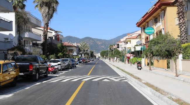 Marmaris Belediyesi İnönü Caddesi'ni yeni görünümüne kavuşturdu
