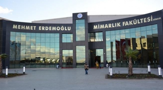 Mehmet Erdemoğlu Mimarlık Fakültesi 'Turuncu Bayrak' sahibi oldu