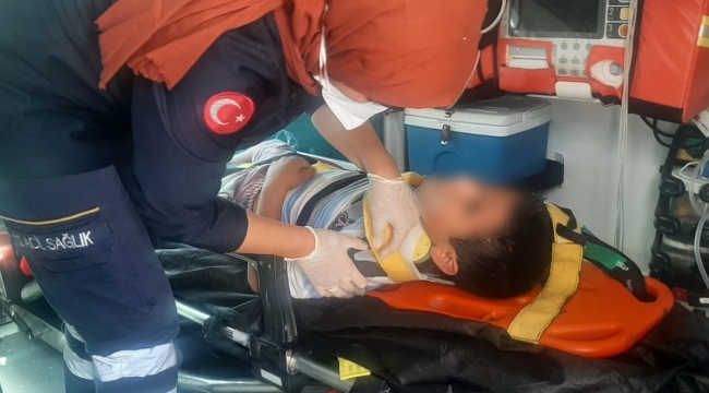 Motosiklet ile bisiklet çarpıştı: 2 yaralı