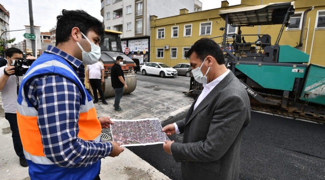 Osmangazi Belediyesi'nden tam kapanmada asfalt mesaisi