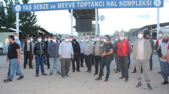 Pazarcılardan yüksek fiyat eylemi