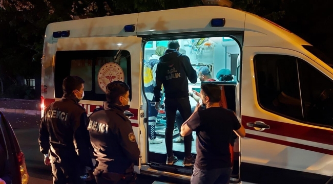 Pendik'te oto yedek parça atölyesinde yangın: 5 kişi hastaneye kaldırıldı