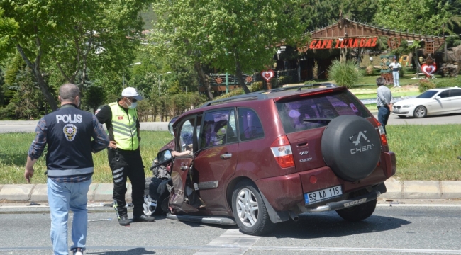 Polis kontrol noktasında feci kaza