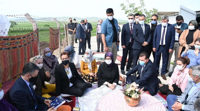 Projelerini Bakan Pakdemirli'ye anlattılar