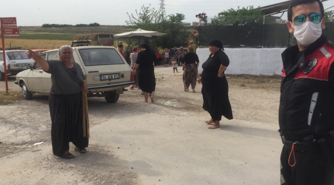 "Conolar" mahalleyi birbirine kattı