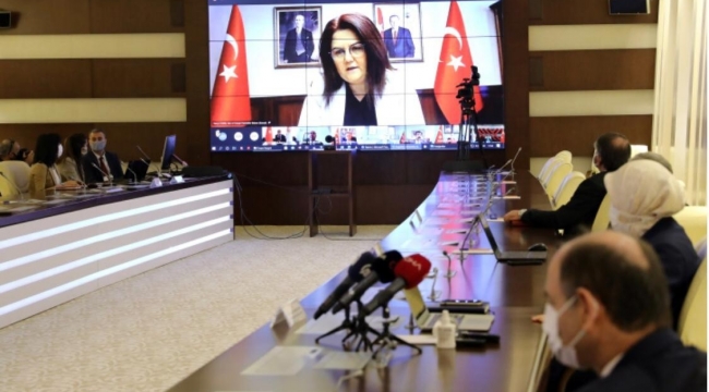 Rektör Karacoşkun Engelsiz Üniversiteler ödül törenine katıldı