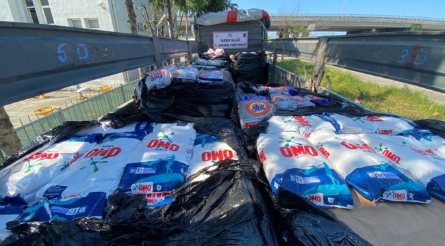 Samsun'da 11 ton faturasız taklit temizlik malzemesi ele geçirildi
