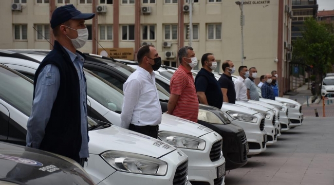 Şehzadeler Belediyesinden Vefa Sosyal Destek Grubu'na araç desteği