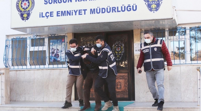 Suç üstü yakalanıp serbest kaldılar