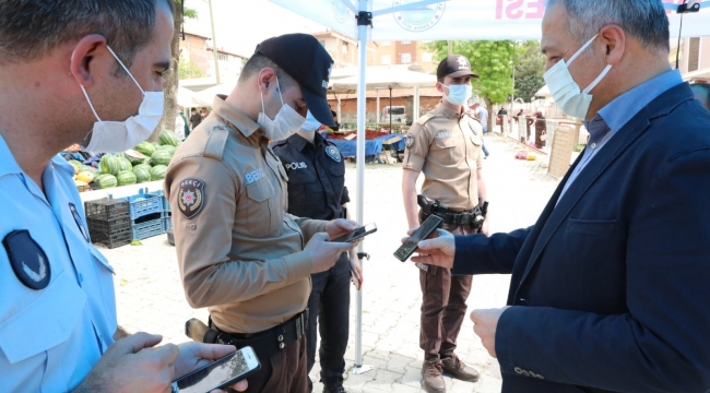 Suluova'da protokolden pazar yerinde korona virüs denetimi