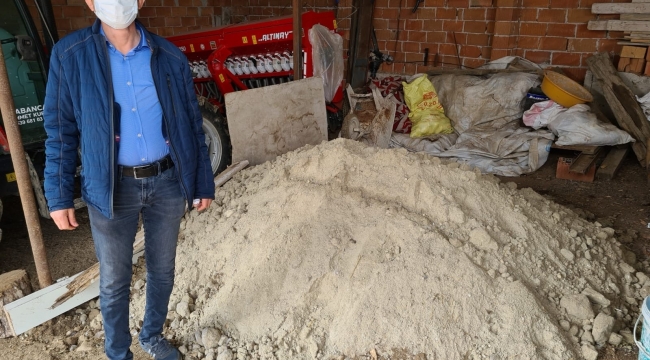 Tavşanlı'da mera ve çayırlar gübreleniyor