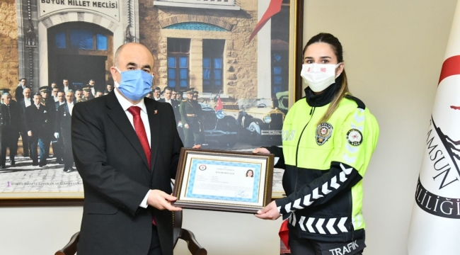 Vali Dağlı'dan polis ve jandarma personeline başarı belgesi