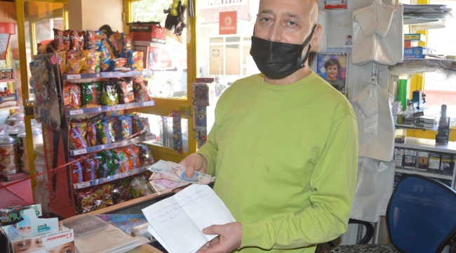 Yıllar önceki borcunu böyle ödedi