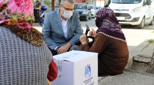 Yunusemre ramazan ayında da ihtiyaç sahiplerinin yanında