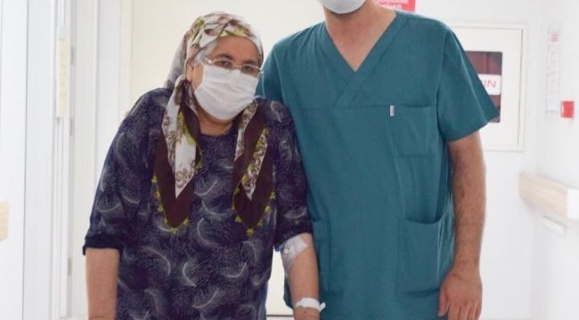 Yürüteçle geldiği ANKA'dan yürüyerek çıktı
