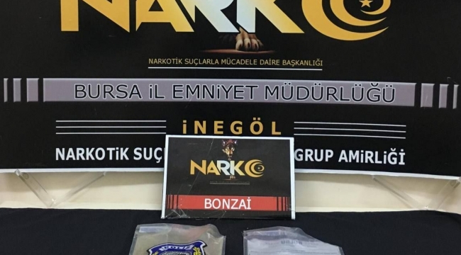 4 şahsın üzerinde 420 gram uyuşturucu ele geçirdi
