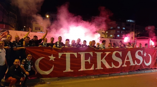 Bursaspor taraftarı, A Milli Takımı desteklemek için Azerbaycan'a gitti