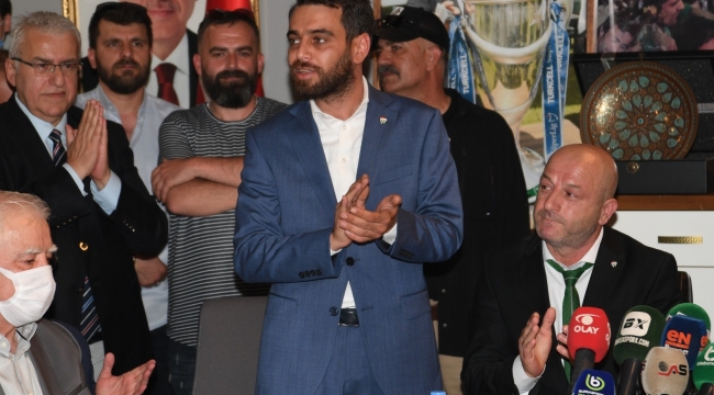 Bursaspor transfer tahtası için 44 kurum ve kişiyle görüşecek