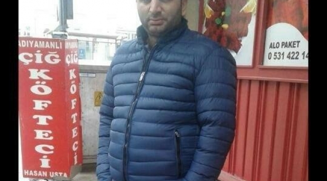Dövüp parka bıraktıkları 3 çocuk babası kalp krizinden öldü