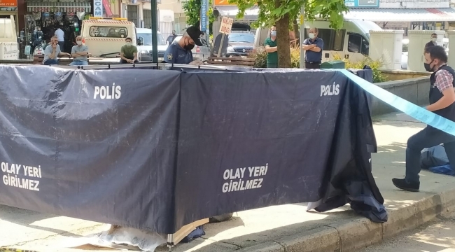 Kimsesiz adam kaldırımda ölü bulundu