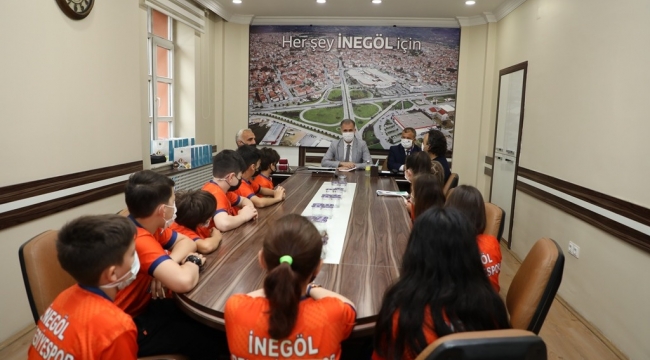 Taban şampiyon tırmanışçıları ağırladı