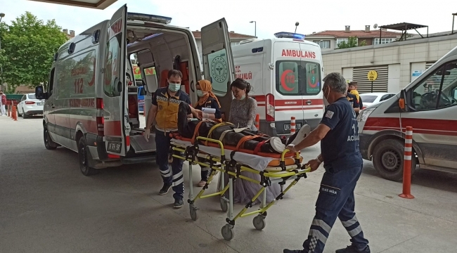 Tır ile otomobil çarpıştı, 2 kişi yaralandı: Kaza anı kamerada