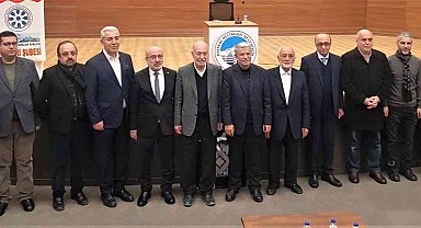 Şair-Yazar Metin Önal Mengüşoğlu 'Ahlak ve Düşünce Adamı Mehmet Akif' konferansına katıldı