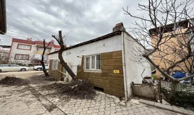 GÜNCELLEME 2 - Denizli'de 2 yaşındaki çocuğun ölümüne ilişkin anne ve 2 kişi gözaltına alındı