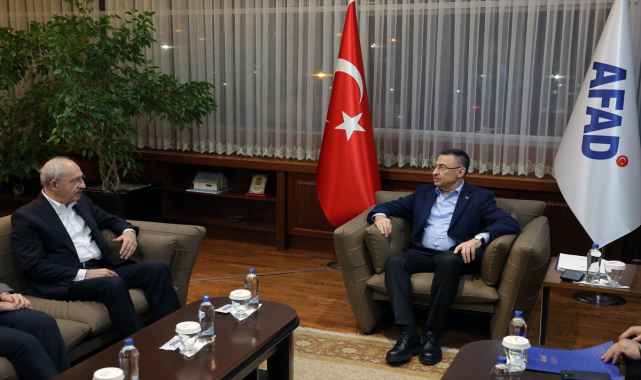 CHP Genel Başkanı Kılıçdaroğlu, AFAD Acil Durum Yönetim Merkezi'ni ziyaret etti