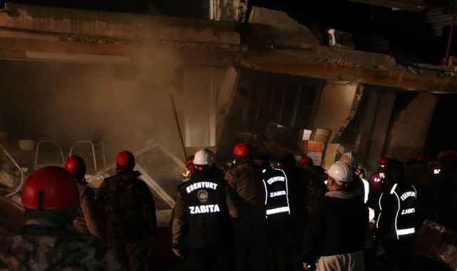 GÜNCELLEME - Hatay merkezli depremde çöken iş yerindeki arama çalışması sonlandırıldı