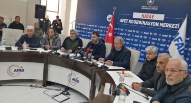 Bakan Kurum: 'Türkiye genelinde 202 bin bina acil yıkılacak, ağır hasarlı veya yıkık'